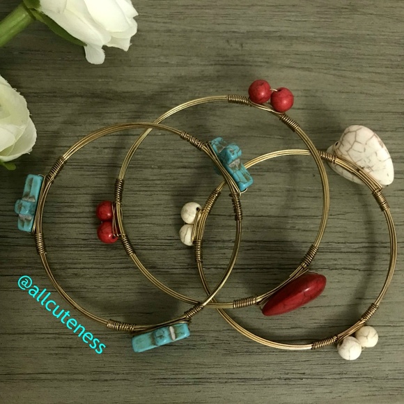 🎀 Bundle of 3 Wired Bangle Bracelets - Picture 1 of 7